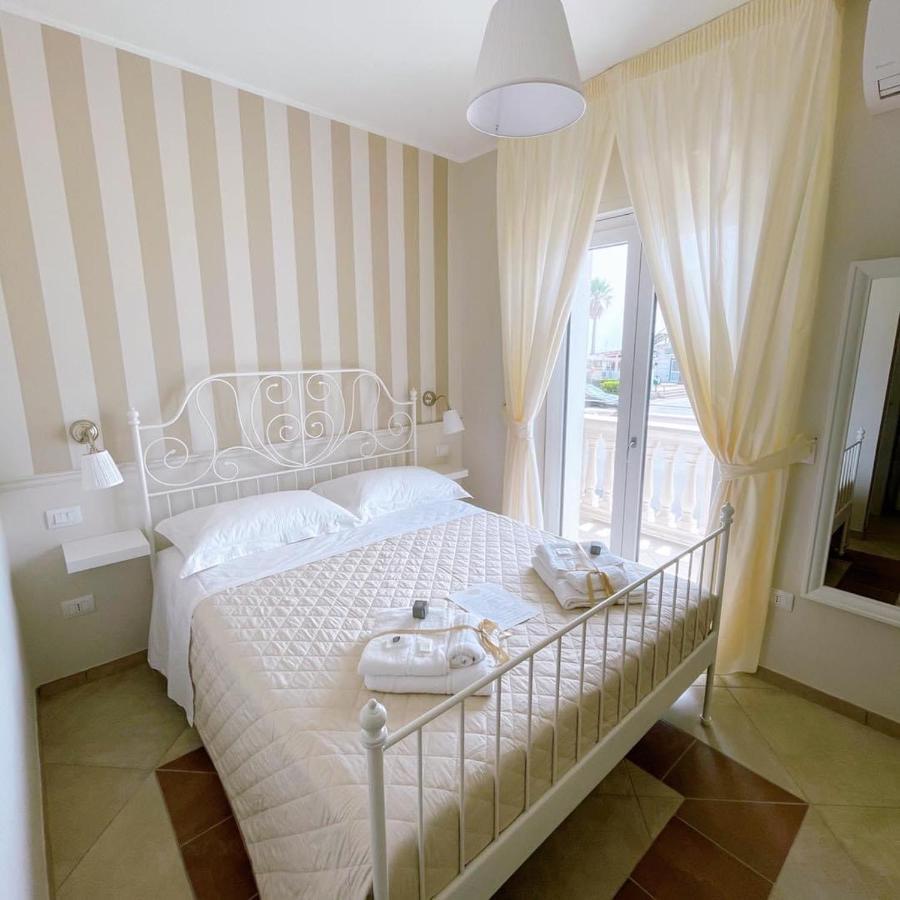 Crialesi Boutique Rooms Falerna Exterior foto